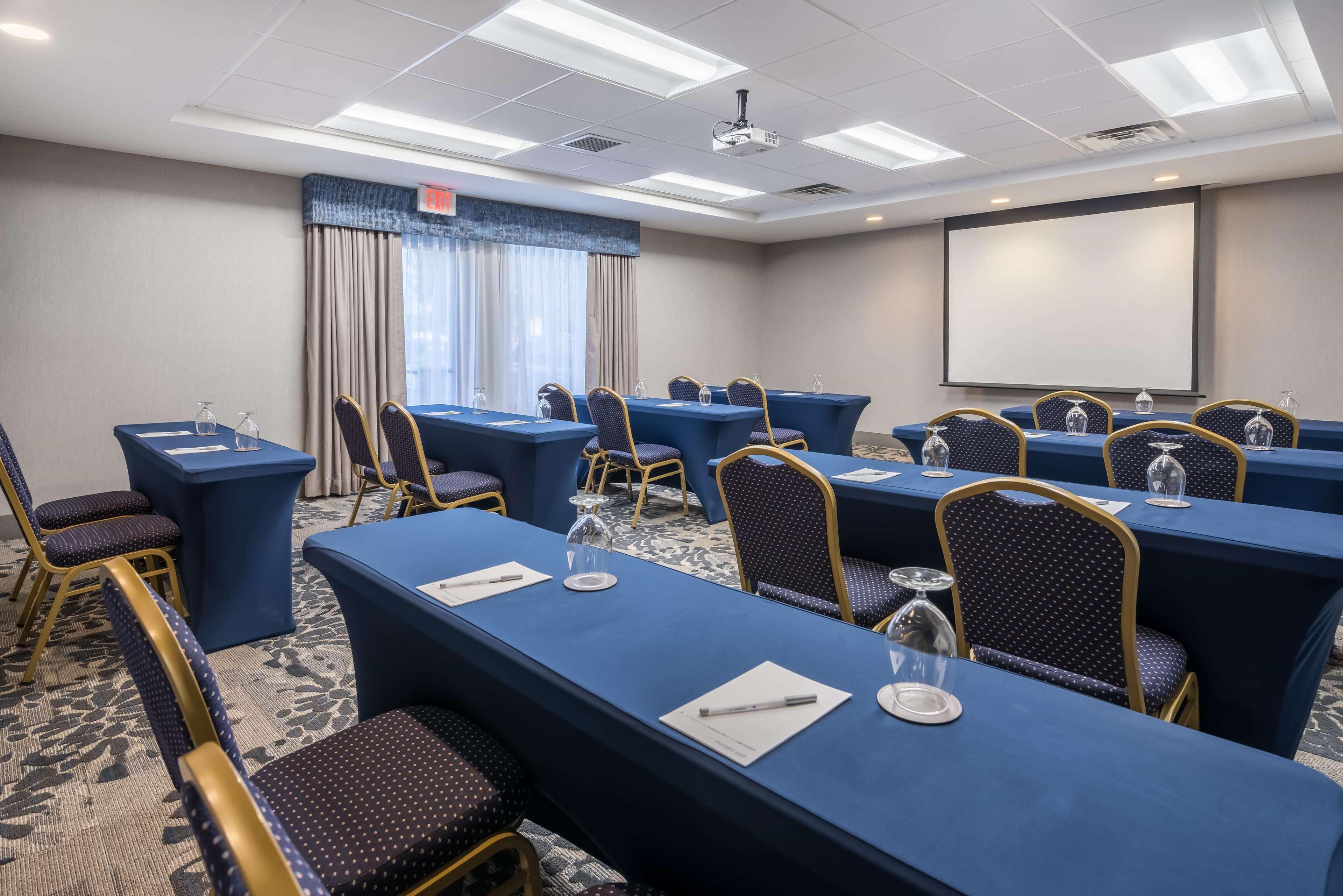 Hampton Inn Plymouth Meeting Ngoại thất bức ảnh