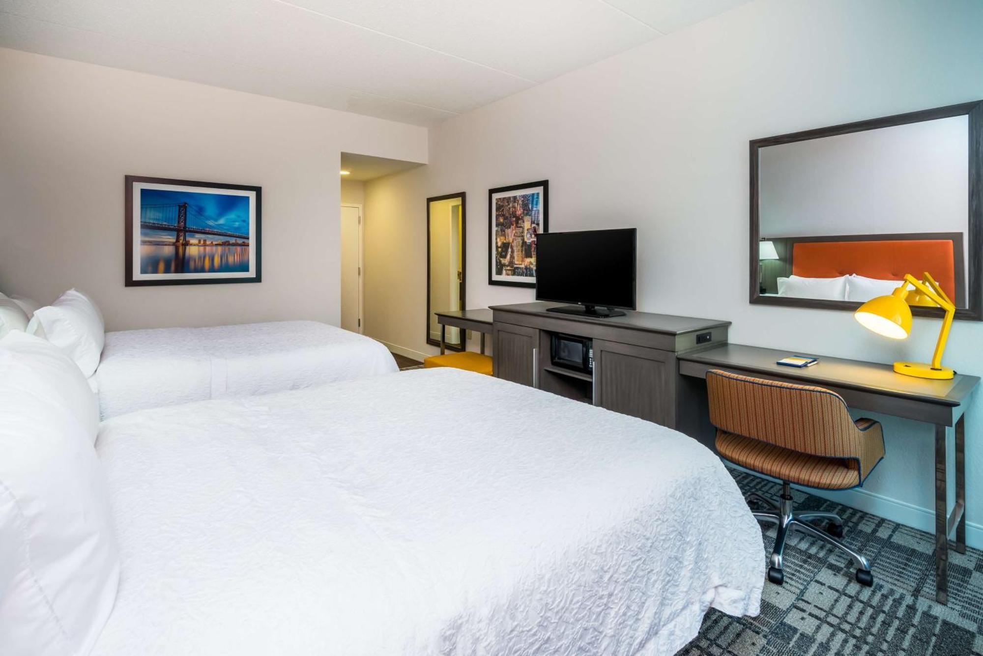 Hampton Inn Plymouth Meeting Ngoại thất bức ảnh