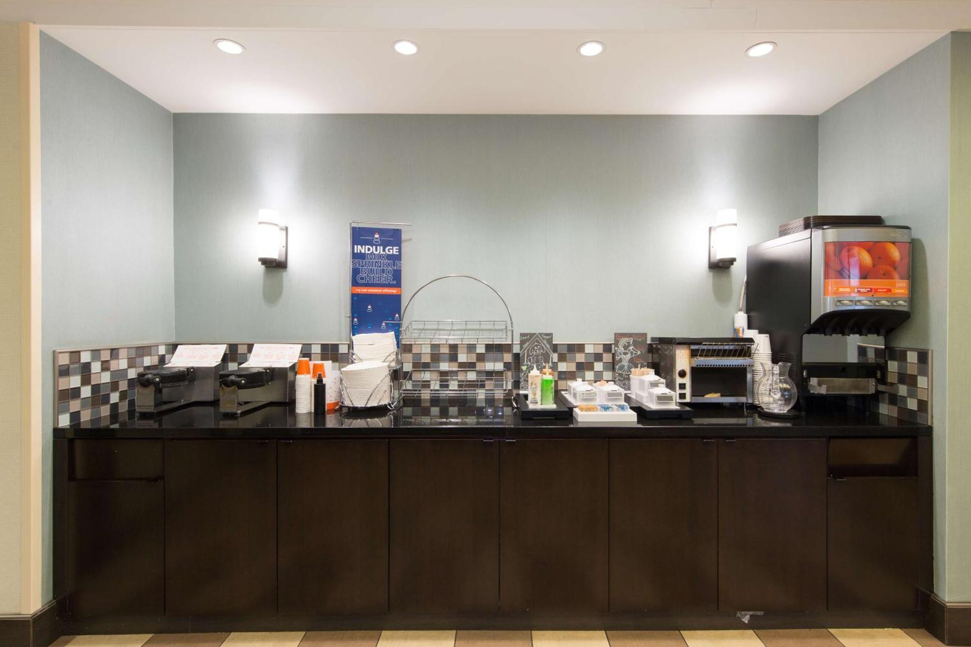 Hampton Inn Plymouth Meeting Ngoại thất bức ảnh